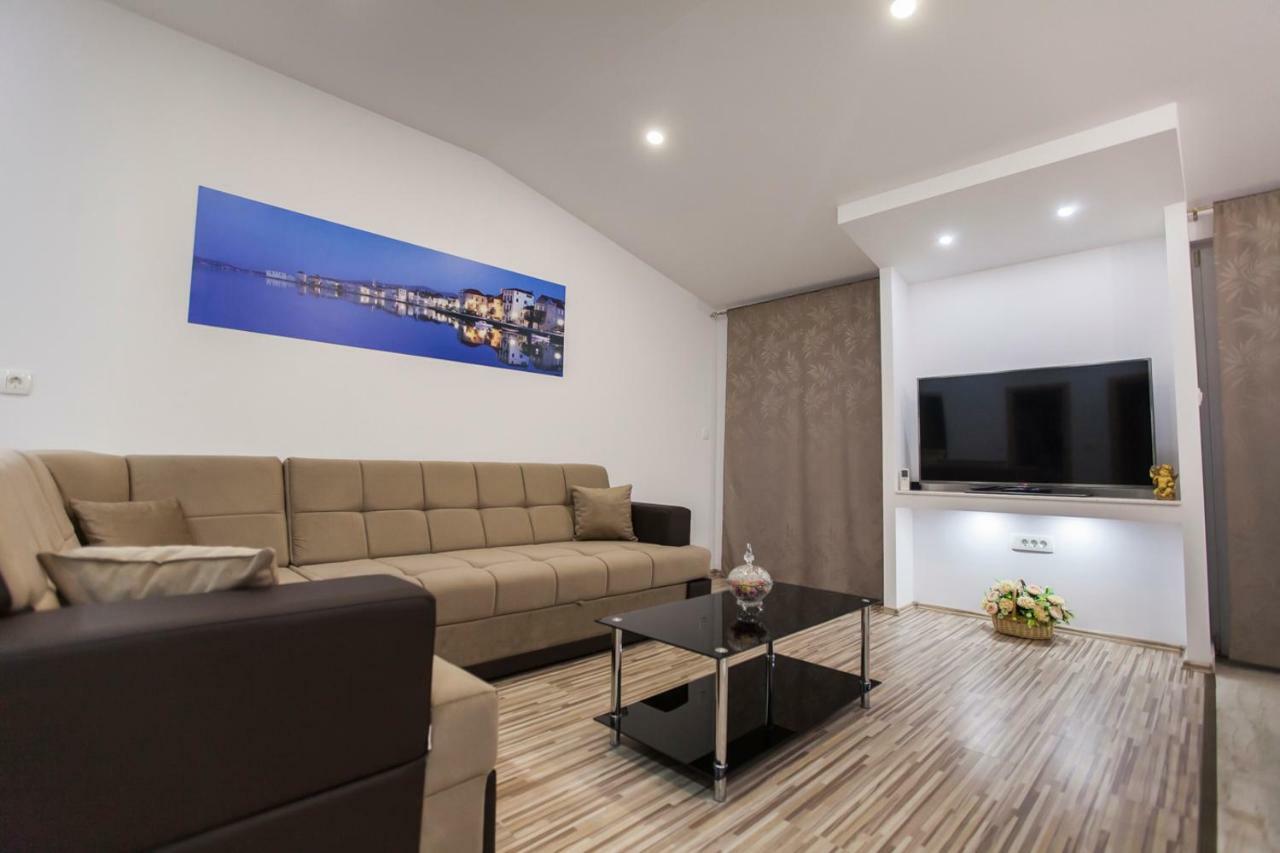Apartment Dalmatia Kaštela المظهر الخارجي الصورة