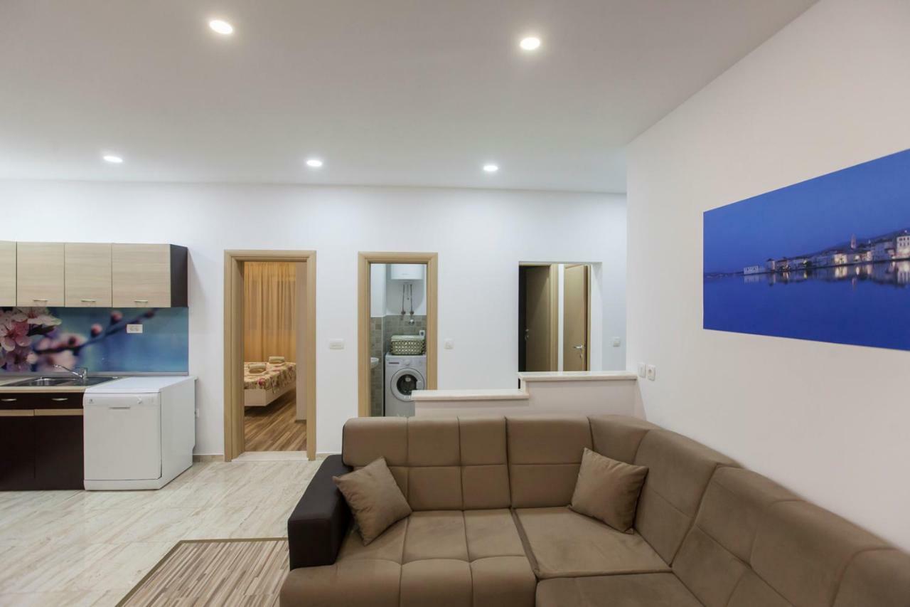 Apartment Dalmatia Kaštela المظهر الخارجي الصورة